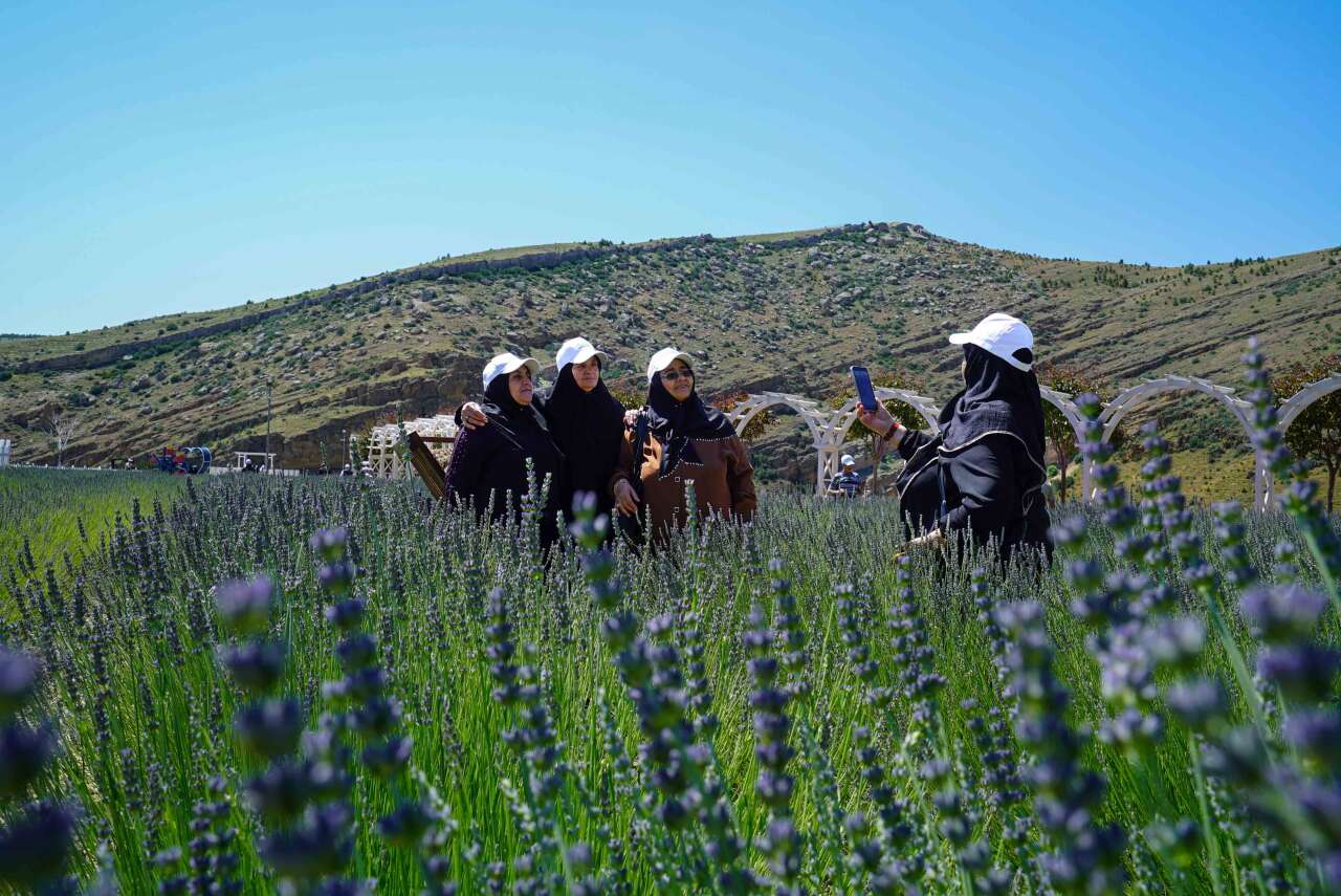Başkan Kavuş, Konya’nın büyükleriyle Meram’ı karış karış gezdi 5
